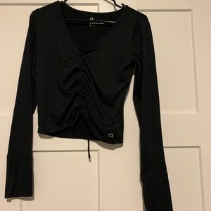Black Gap fit long sleeve crop top